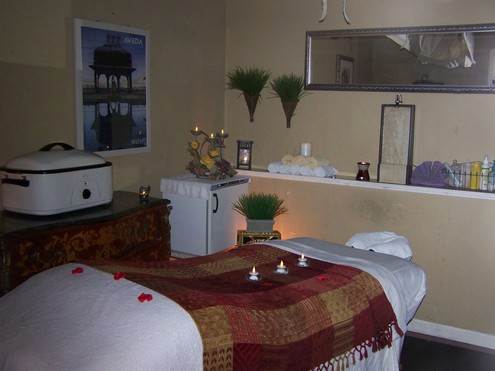 Businesses For Sale-Businesses For Sale-High End Salon and Spa-Buy a Business