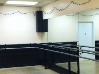 Businesses For Sale-Businesses For Sale-Small Beautiful Dance Studio-Buy a Business