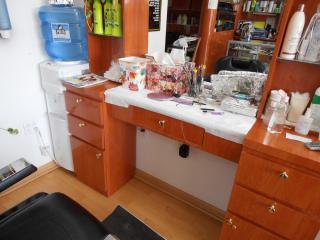 Businesses For Sale-Businesses For Sale-Beauty Parlor/ Barber S-Buy a Business