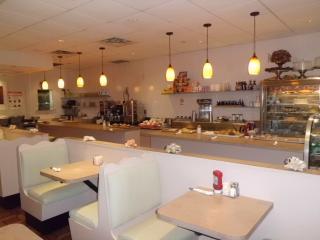 Businesses For Sale-Businesses For Sale-Beautiful Spacious Quee-Buy a Business