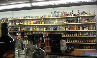 Businesses For Sale-Businesses For Sale-Thriving new Liquor Store-Buy a Business