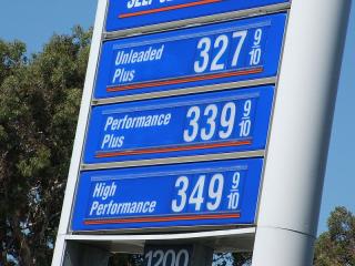 Businesses For Sale-Businesses For Sale-Branded Gas Station on Main Rd-Buy a Business