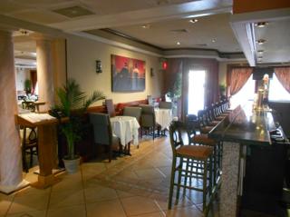 Businesses For Sale-Businesses For Sale-Huge Oportunity Italian Restaurant -Buy a Business
