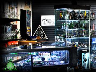 Businesses For Sale-Businesses For Sale-Head Shop-Buy a Business
