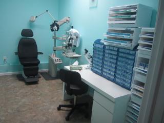 Businesses For Sale-Businesses For Sale-Optical Eyeware Store-Buy a Business
