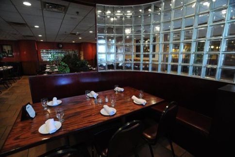 Businesses For Sale-Businesses For Sale-Italian Restaurant  Lou-Buy a Business