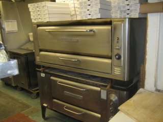 Businesses For Sale-Businesses For Sale-Pizza Shop with Seller Financing-Buy a Business