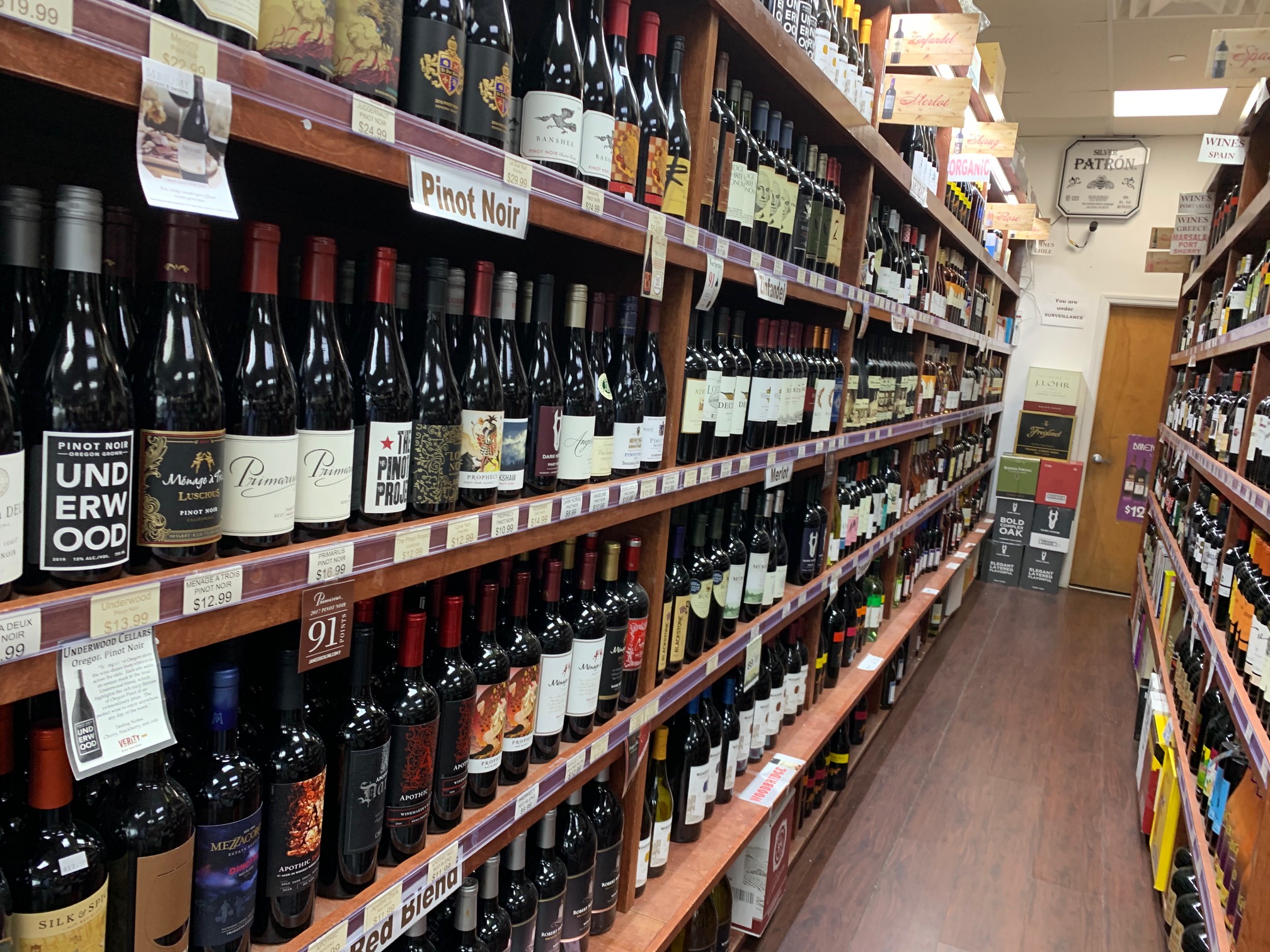 Lucrative Liquor Store for sale in New York For sale In New York