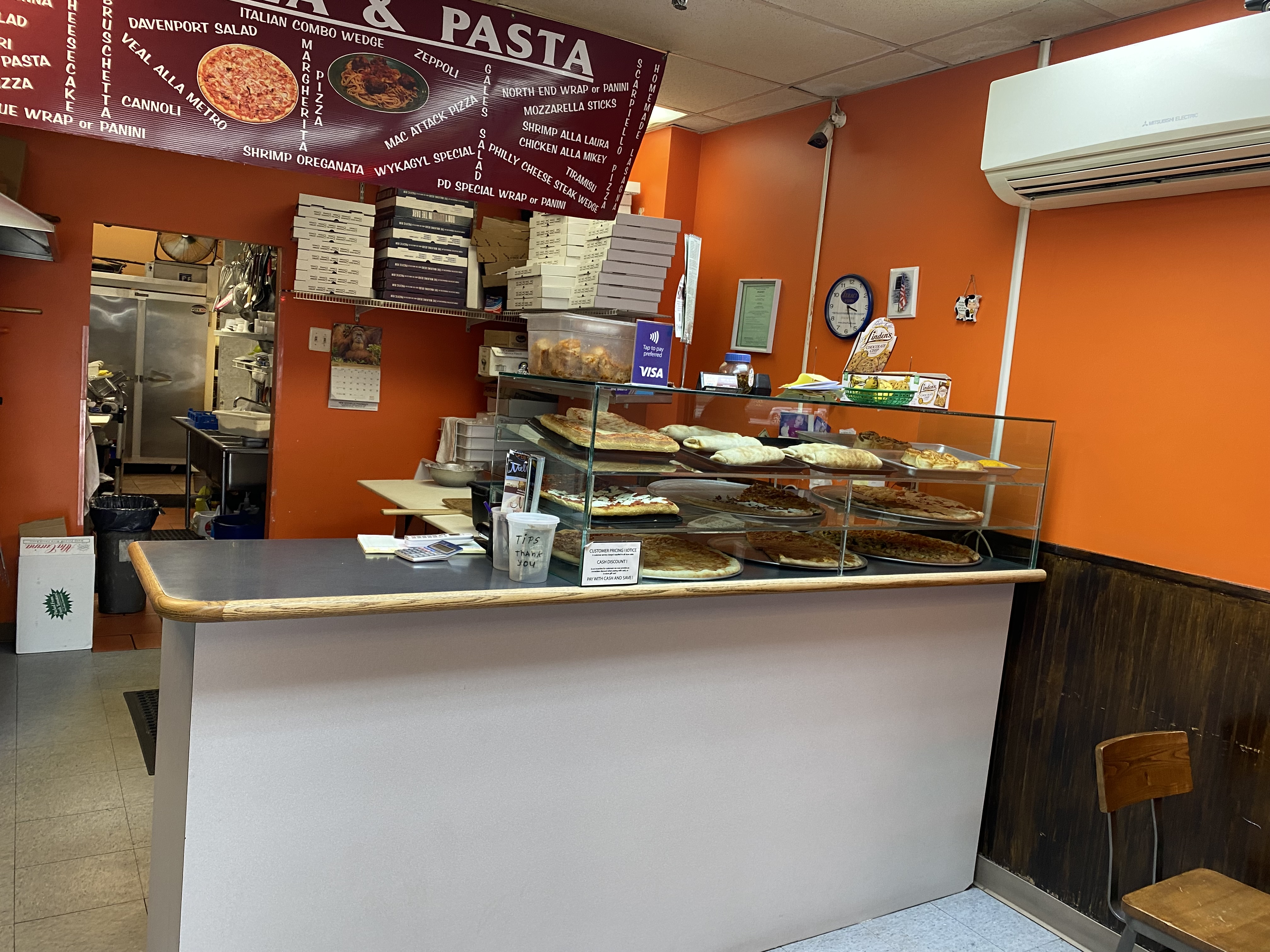 Businesses For Sale-Pizza Parlor-Buy a Business