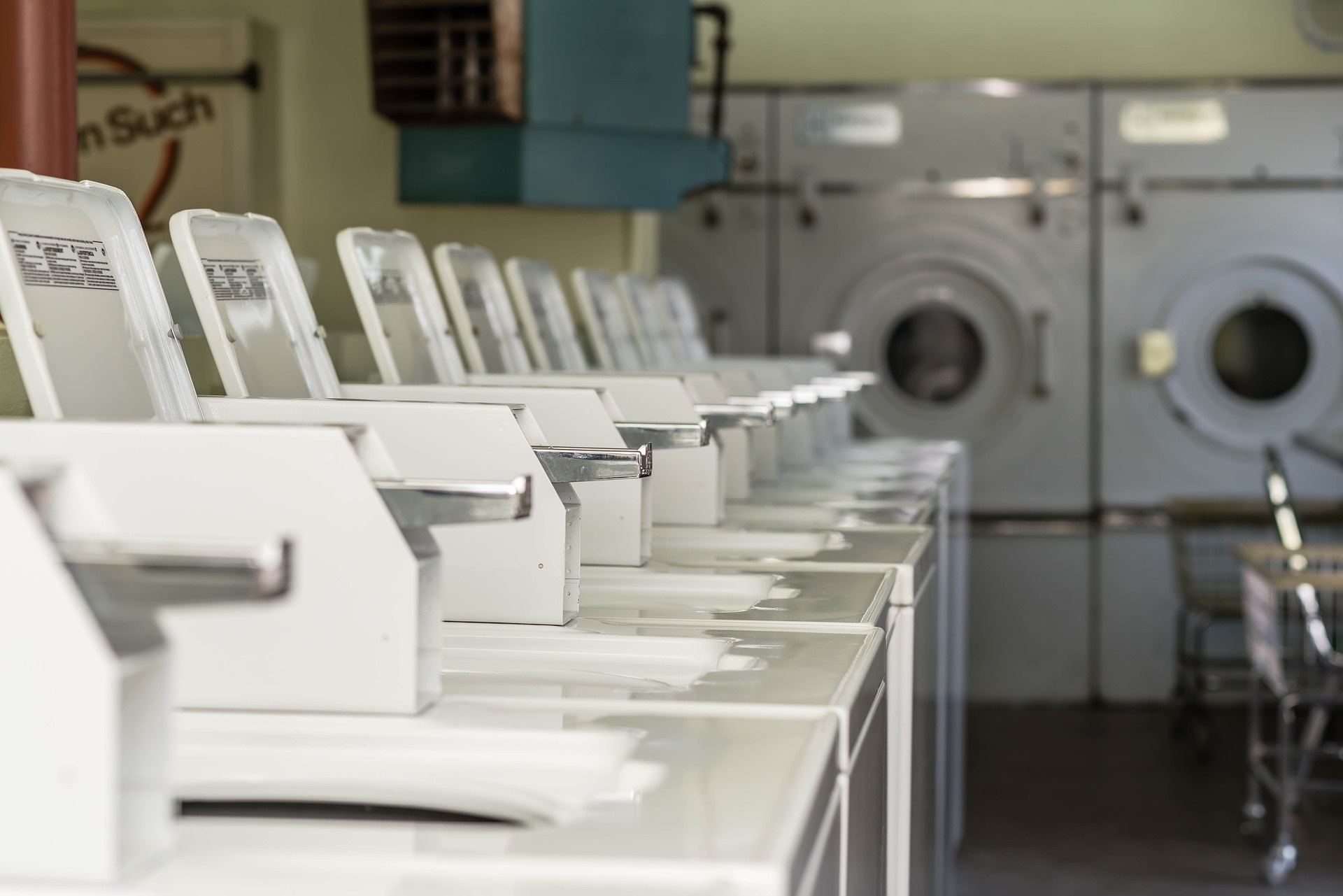 Laundromat Business w/ Must-See interior for sale 
