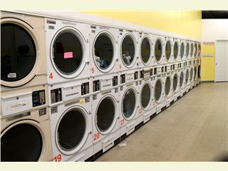 Downtown Laundromat in Great Location Downtown Laundromat in Great Location